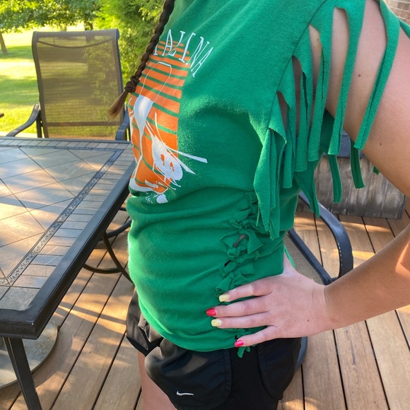 SOLD Step Brothers’ themed Catalina Wine T - Picture 3 of 6